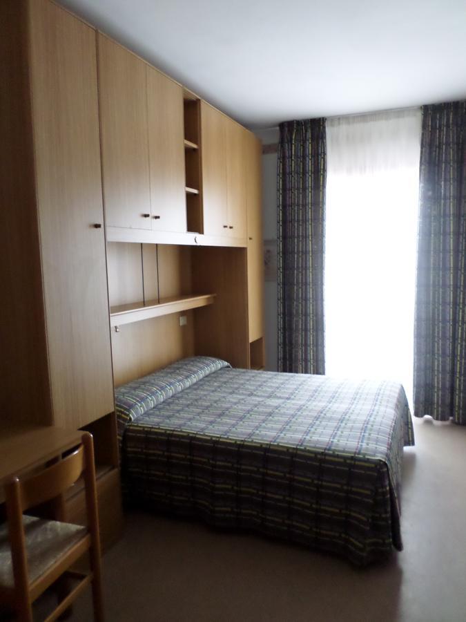 Daina Residence リド・ディ・イエゾロ エクステリア 写真